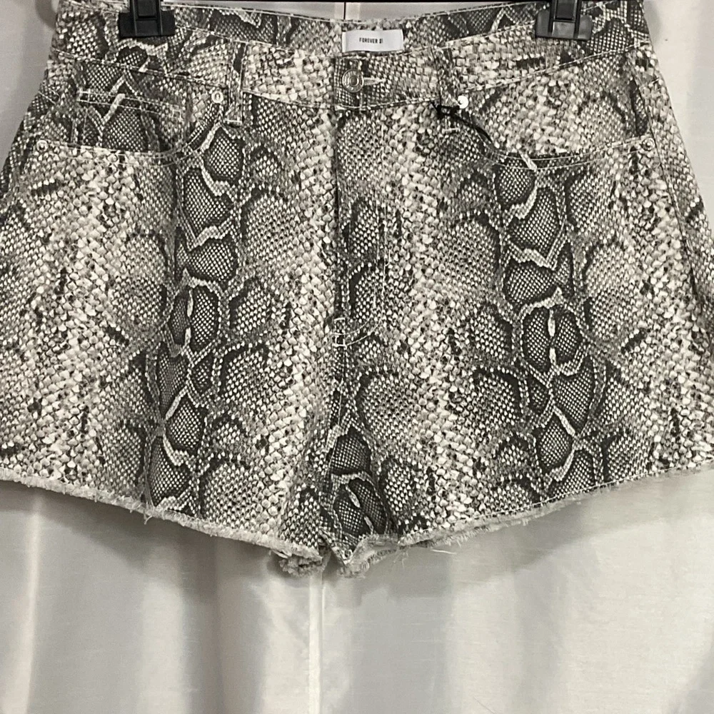 Forever 21 Shorts